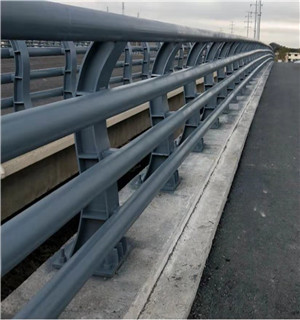 橋梁防撞護欄